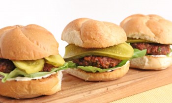 Chorizo Burgers Recipe – Laura Vitale – Laura in the Kitchen Episode 948